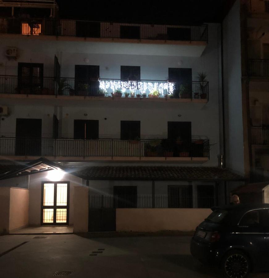 Il Giardino Della Reggia Bed & Breakfast Caserta Exterior foto